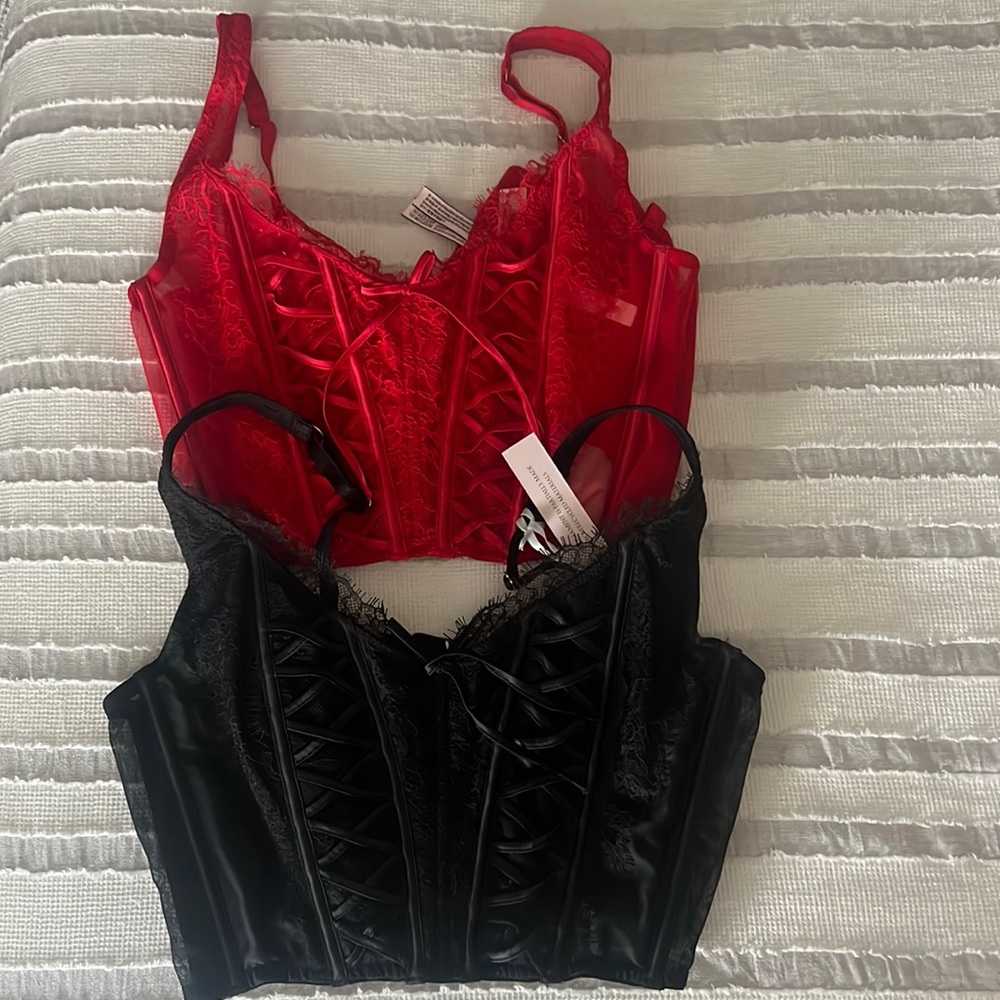 Victoria’s Secret bra / corset top